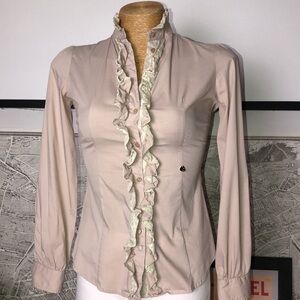 Kocca Ruffled Button-Front Women's Blouse in Light Beige Size XS